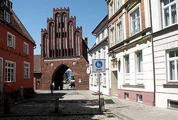 Pension Am Wassertor Wismar Bagian luar foto